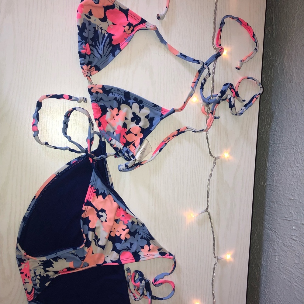 Old Navy String Bikini